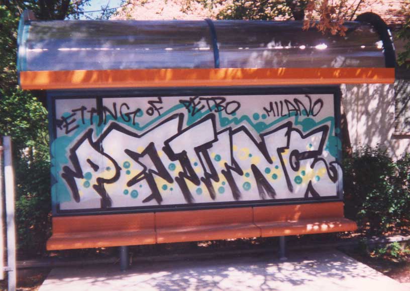 PETTING  BUS STOP FANO 2000